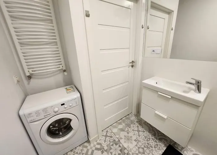 Apartstars - Powstancow #32 With Terrace *