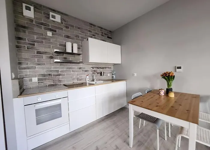 Apartstars - Powstancow #32 With Terrace Appartement